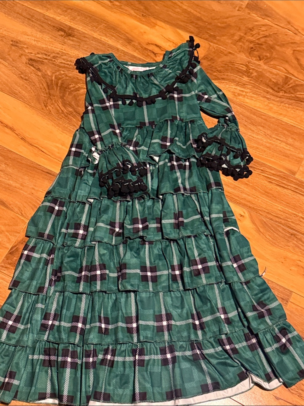 Girls Ruffle Tiered Dress Lot - Floral & Green Plaid - Picture 2 of 3